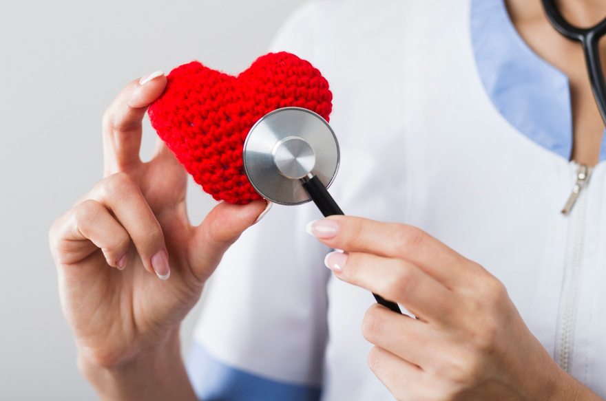 La Salud Cardiovascular y el Papel de las Droguerías en Colombia