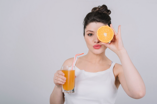 La Vitamina C: Impulsando las Defensas del Cuerpo para una Salud Óptima
