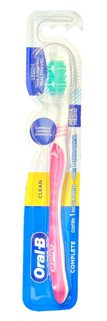 Cepillo Oral-B Complete Medio — Procter & Gamble